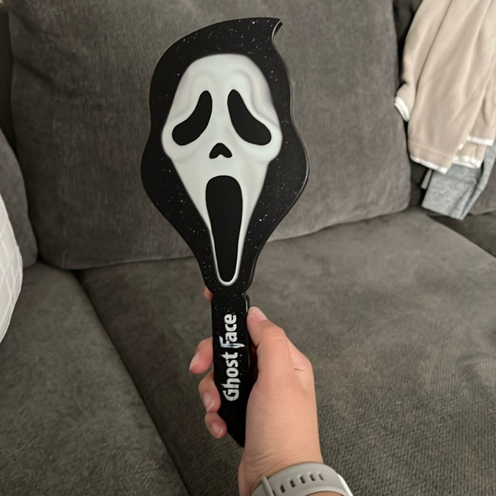 Glamlite Ghostface Hand Mirror